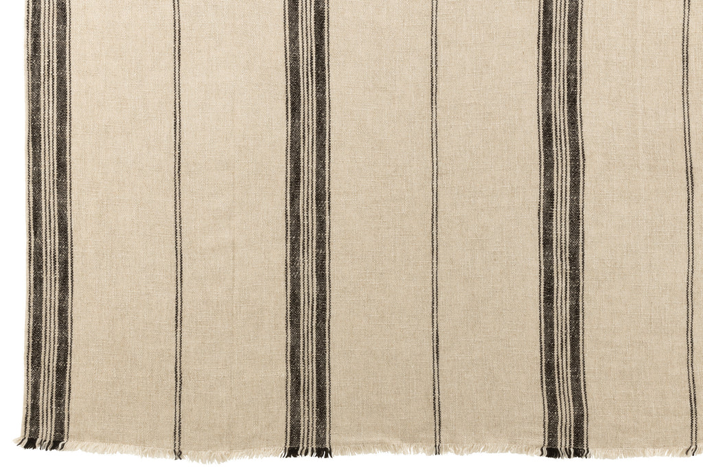Plaid de lino con líneas en tono beige