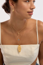 Collar Blue Dynasty de oro