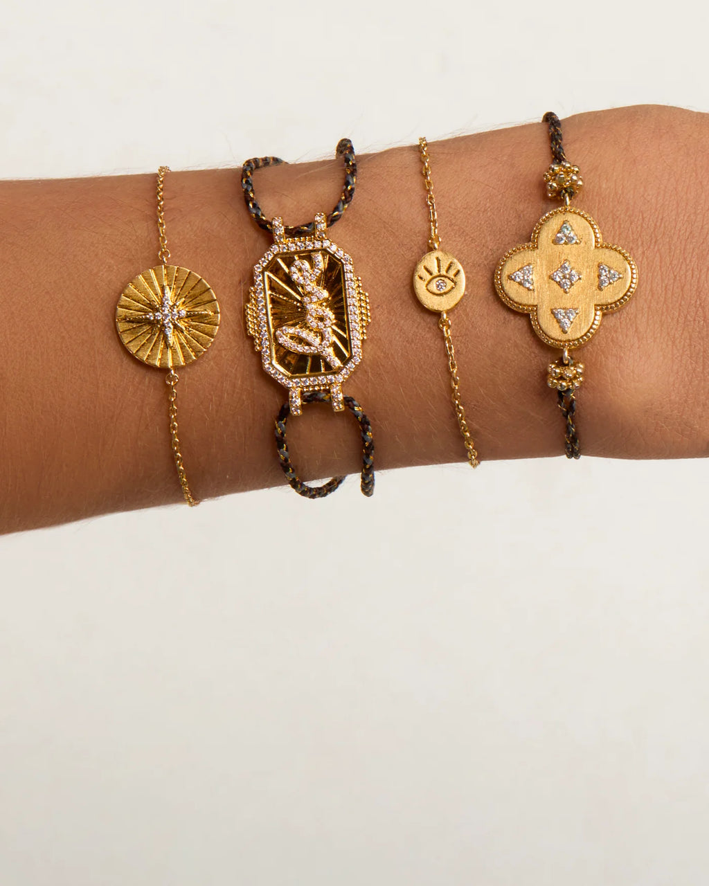 Pulsera Love Bohème de oro