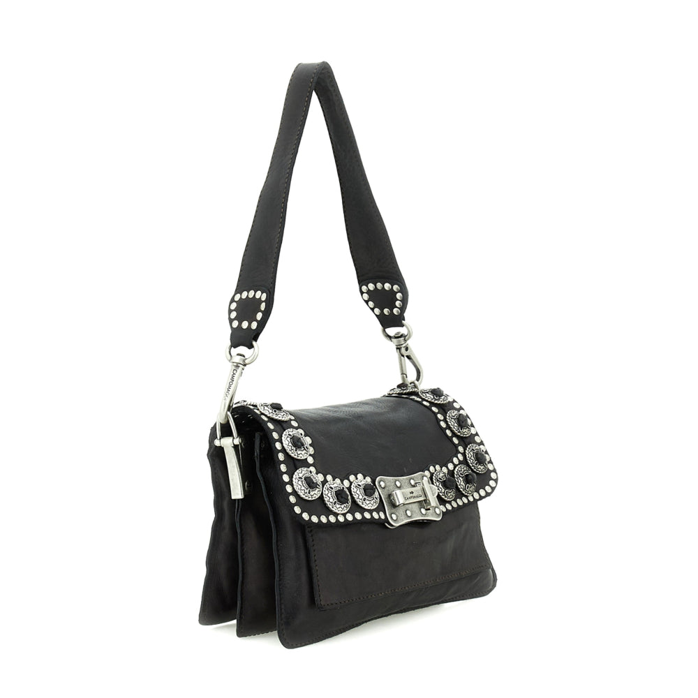 Bolso bandolera "AGNESE" de piel de vacuno teñida en prenda, con costuras y trabillas.  Color: Gris