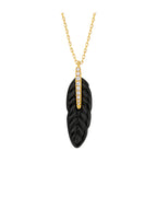 Collar Black Plume de oro