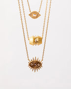 Collar White Majestic Eye de oro