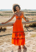 Vestido con corte en naranja