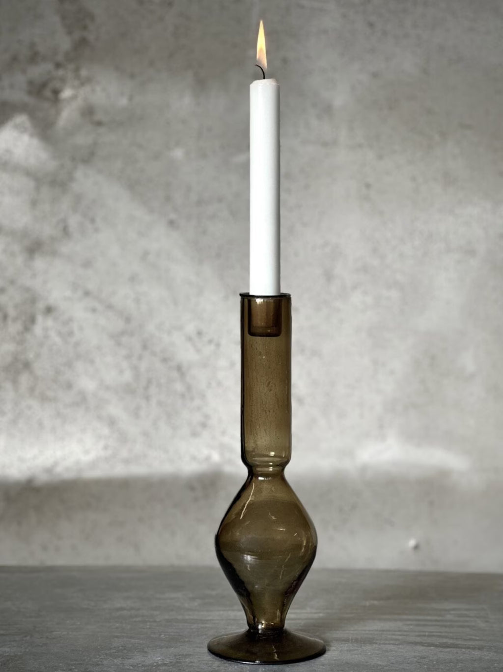 Portavelas vidrio verde oliva | Ø9 × 26 cm