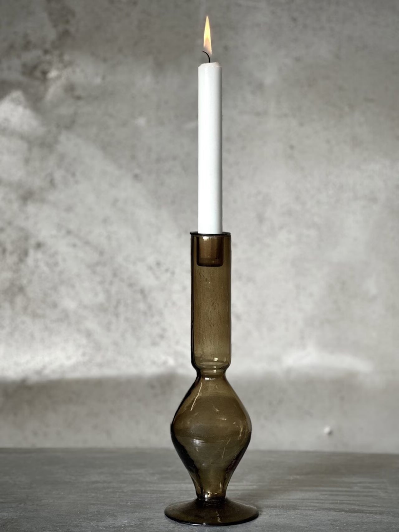 Portavelas vidrio verde oliva | Ø9 × 26 cm