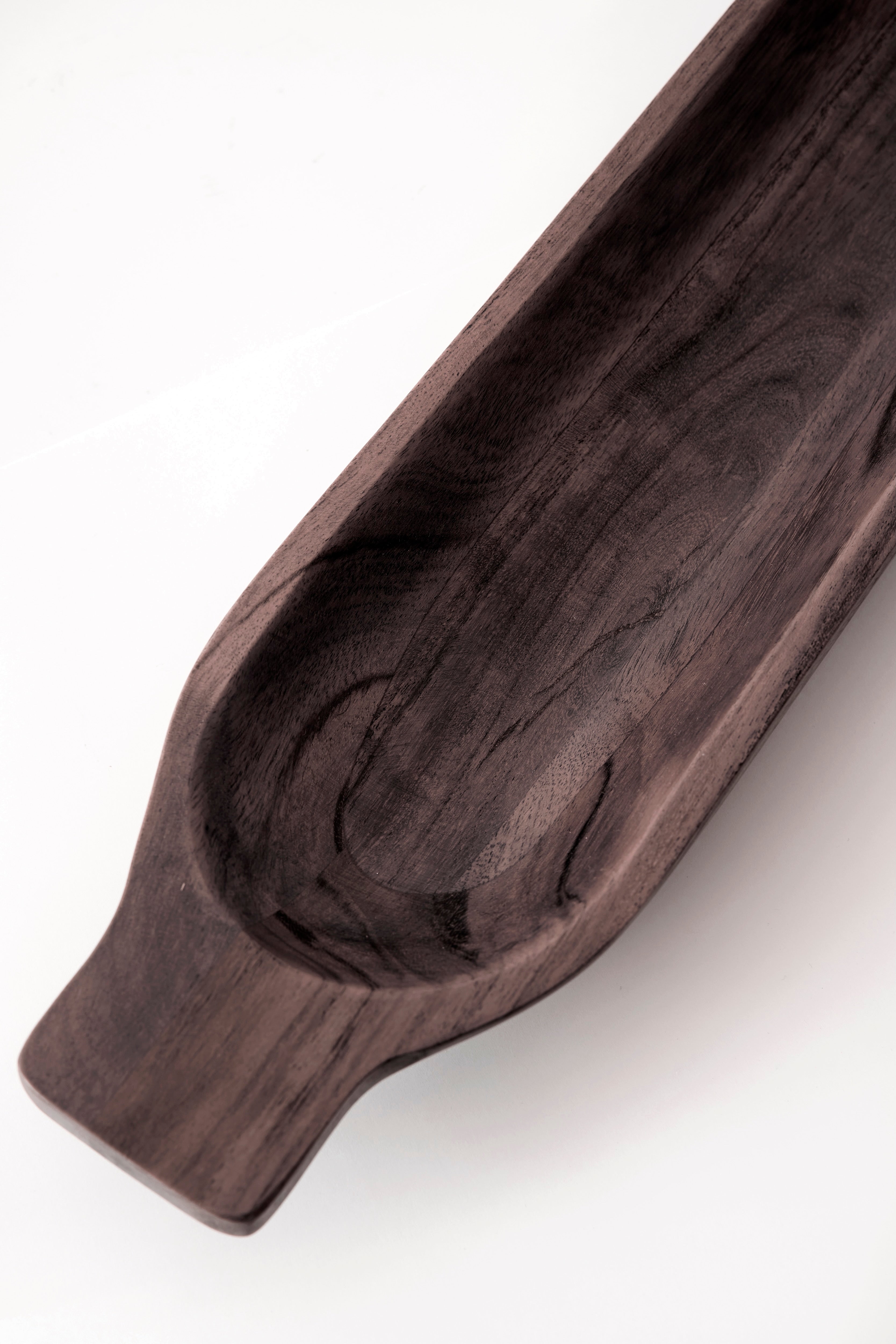 Fuente Oakley | 50 × 11 × 5 cm