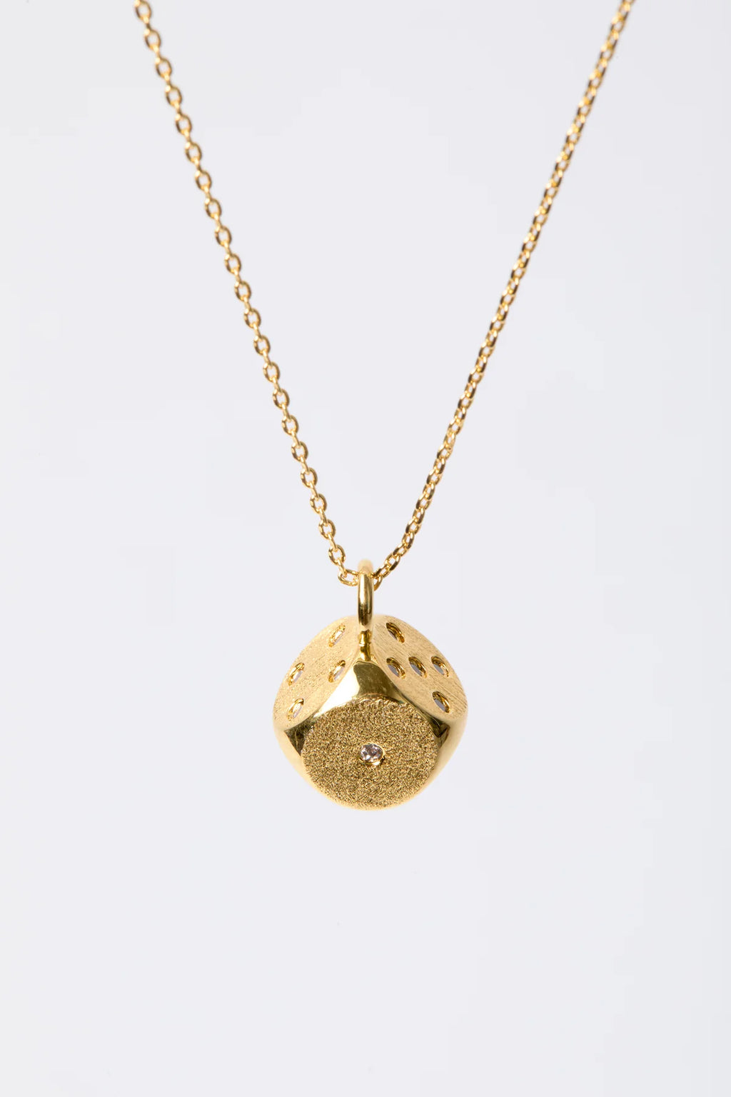 Collar Game de oro