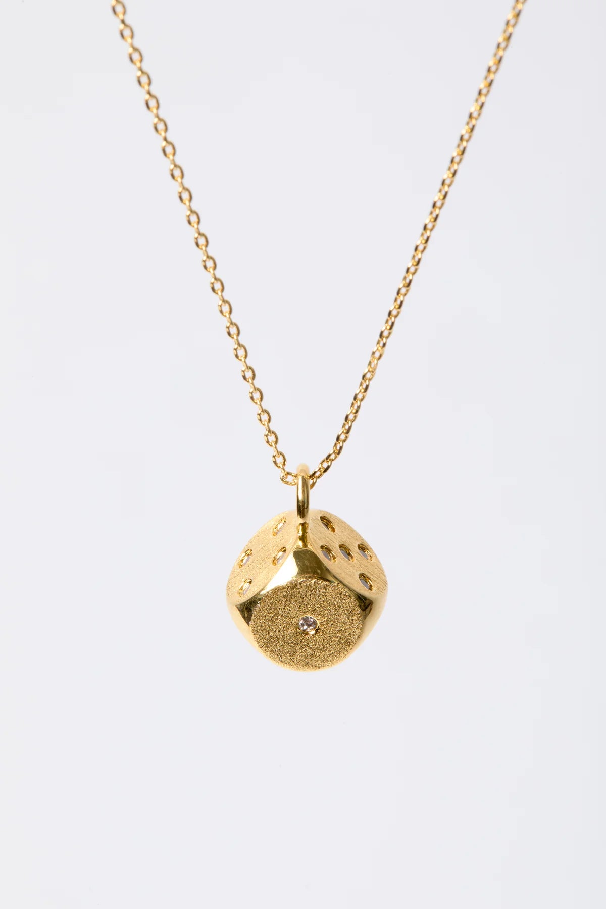 Collar Game de oro