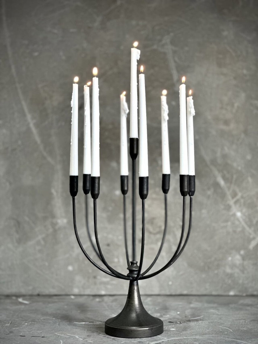 Candelabro Nove de 9 brazos, acabado antiguo | Ø32 x H50 cm
