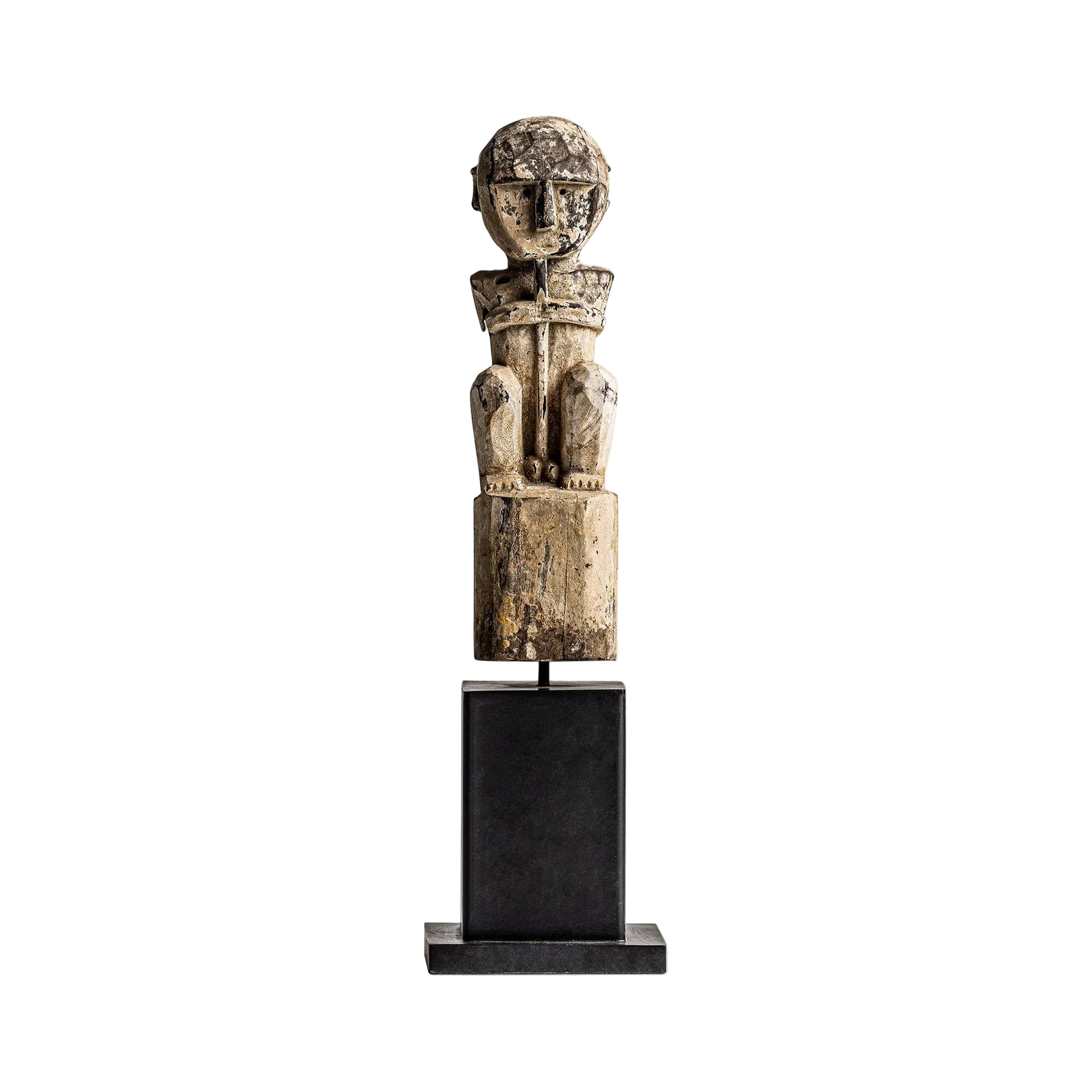 Figura decorativa en acabado negro envejecido