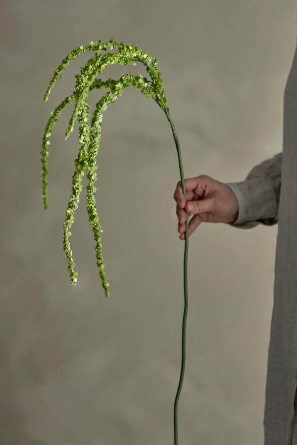 Tallo de cola de zorro, verde, flores artificiales 13 cm de diámetro x 107 cm de alto.