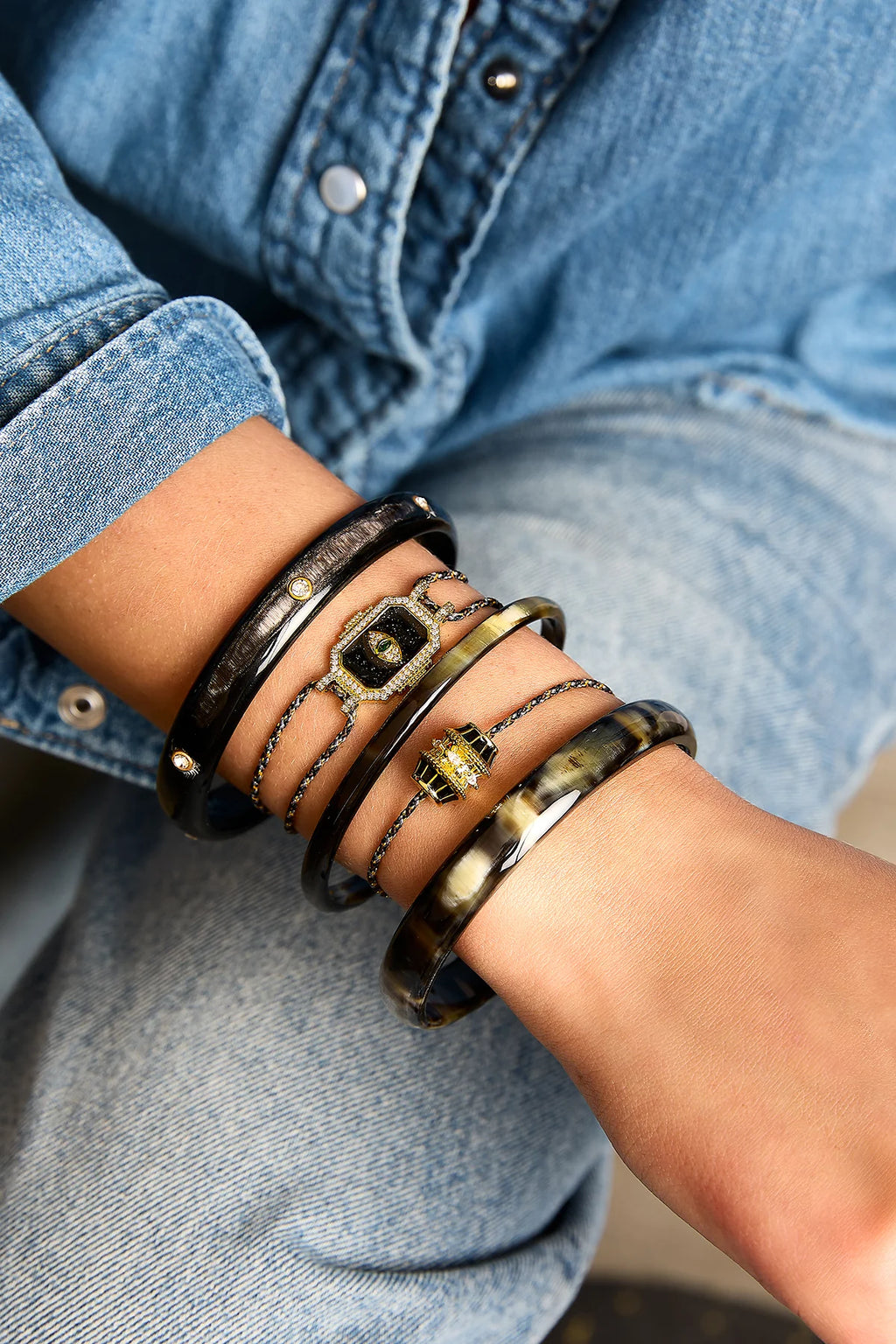Pulsera Black Eye Bohème de oro