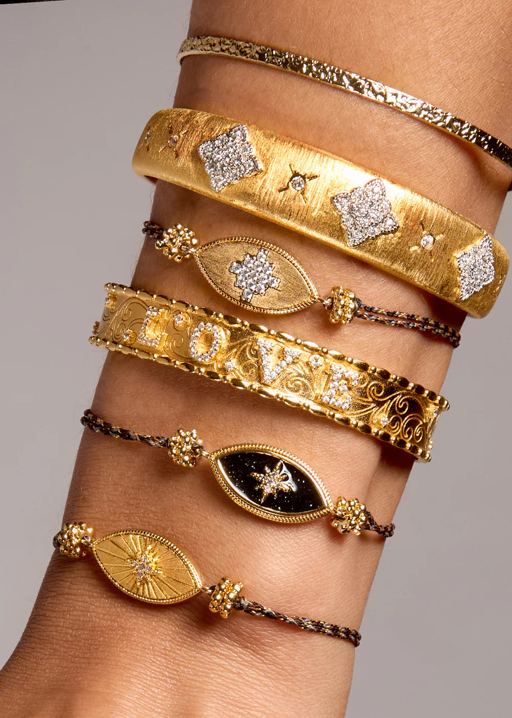 Pulsera Bella Iris de oro