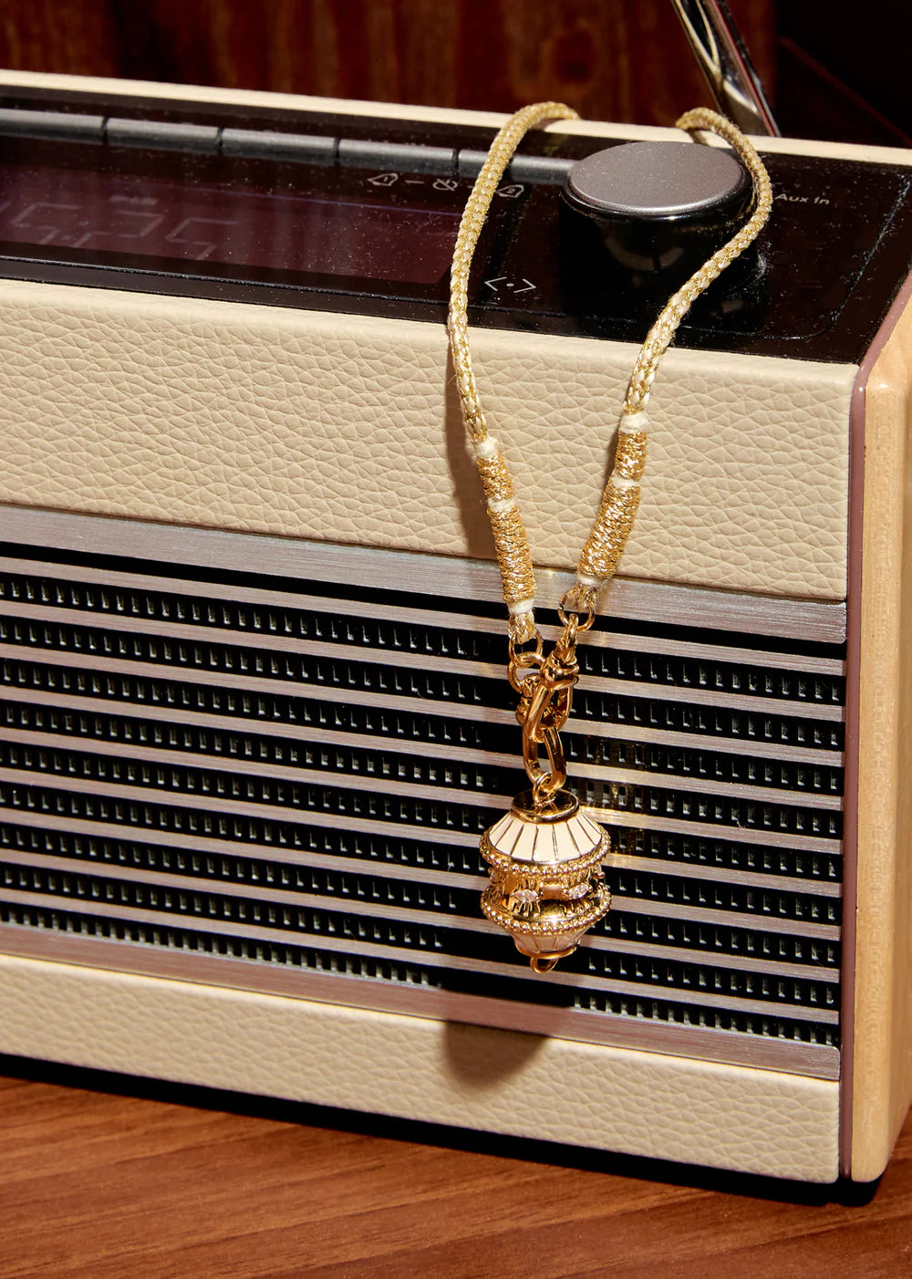 Collar Ivory Big Talisman de oro
